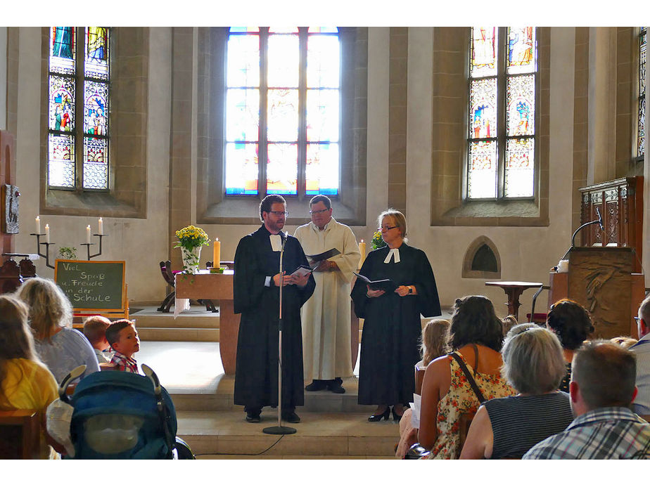 Ökumenischer Einschulungsgottesdienst in St. Crescentius (Foto: Karl-Franz Thiede)